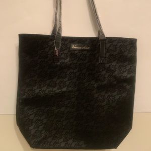 Victoria’s Secret Lace Shoulder Bag ❤︎